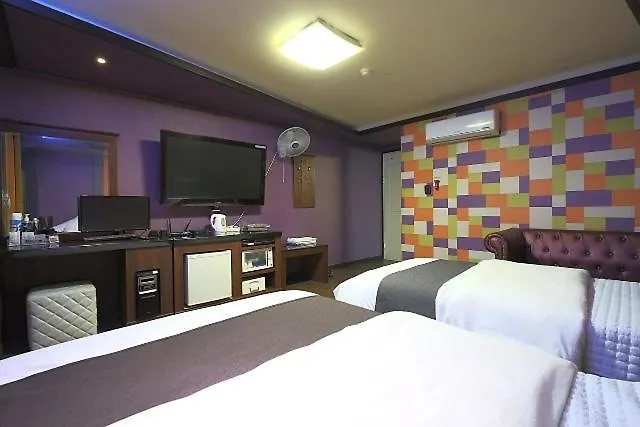 Busan City Hotel *